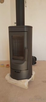 Prodám litinové krbové kamna TARA - 5