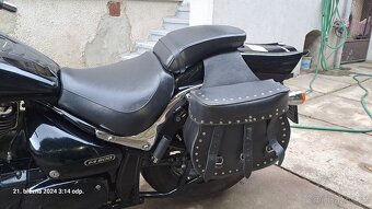 SUZUKI M800 Intruder - 5