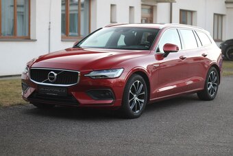 Volvo V60 D3 Momentum Automat+LED+Tažné+Panorama - 5