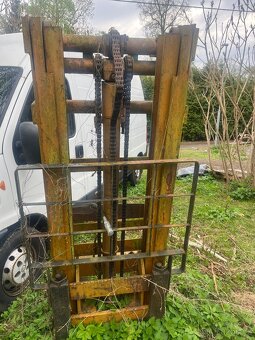 Prodej paletizačních vidlí na traktor - 5