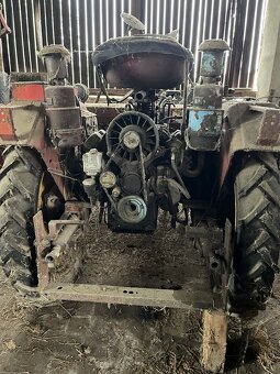 Traktor RS 09 - 5