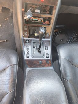 Mercedes W140 300 TD - 5