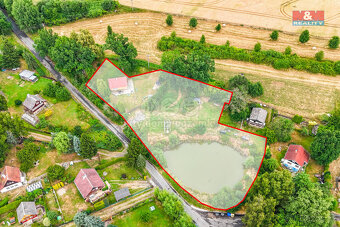 Prodej pozemku k bydlení s rybníkem, 3217 m², Cheb - 5