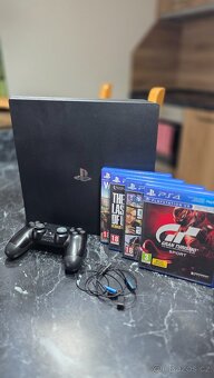 Playstation 4 Pro 1TB + PS VR1 + PLAYSEAT + LOGITECH G29 - 5