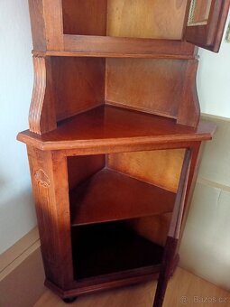 Rohová skříňka - 5