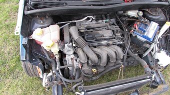 Ford Fusion 1.4i   59kw - 5