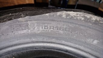 Pneu 205/65 16C - 5