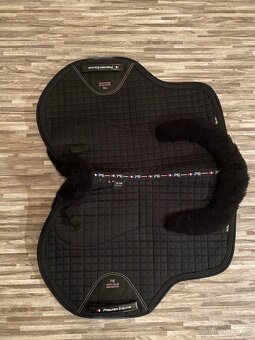 Podsedlová dečka Premier Equine s Merino beránkem - 5