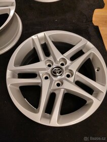 TOYOTA ORIGINAL ALU DISKY 6,5J x 17 ET45 - 5