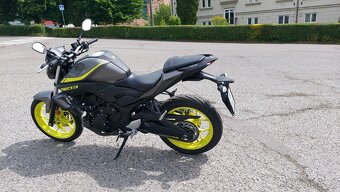 Yamaha MT 03 - 5