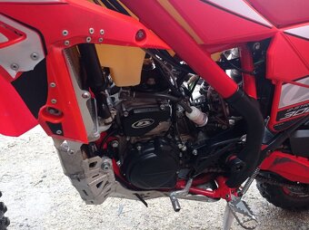 Beta Xtrainer 300 2T MY 2018 - 5