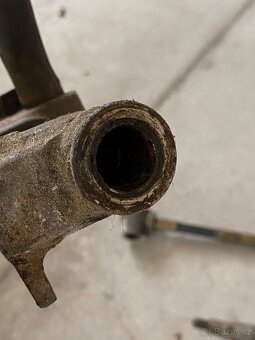 Přední těhlice Škoda 100 - 120 - 5