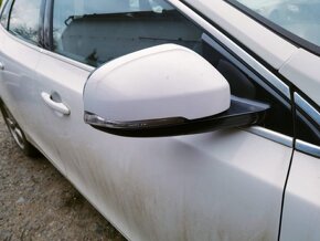 Volvo V40 D4 130kw - Náhradní díly - 5