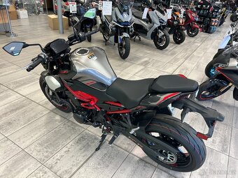 Kawasaki Z 900 2025 NOVINKA - 5