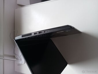 Herní notebook Lenovo IdeaPad Gaming 3 15IHU6 - 5