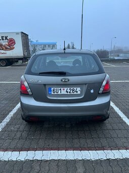 Kia rio - 5