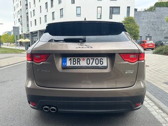 Jaguar F-Pace 2.0d 132kW AWD 4x4 Automat - 5