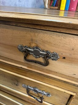 Starožitná komoda (139029) - 5