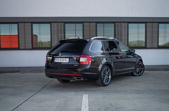 Škoda Octavia Combi 2.0 TDI DPF RS DSG - 5