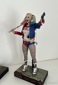 Harley Quinn hot toys , sideshow - 5