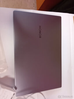 Honor Magicbook X15 - Intel Core i3, RAM 8GB, SSD 256GB - 5