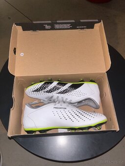 Adidas Predator Accuracy.4 – Téměř nové, vel. 42 2/3 - 5
