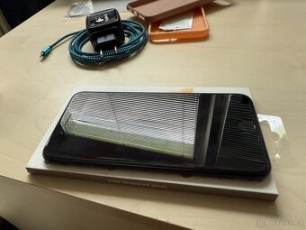 Apple iPhone 7plus 128gb černý - 5