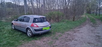 Renault Megane 2  1.9 DCI 6 kvalt - 5