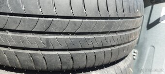 Pneu 195/65R16 - 5