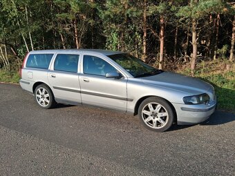 V70 D5 120kw zachovalý - 5