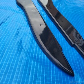 škody superb 2 bocni spoilery - 5