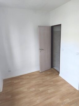 Pronájem byt 2+1, 54 m2, Znojmo, ul. Pražská - 5