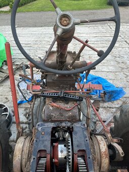 Prodám zadek bez hydrauliky zetor super 35 s koly - 5