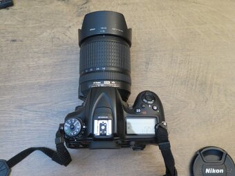 Nikon D7200 + objektiv  Nikon 18-140 mm  + SDXC 64 GB - 5