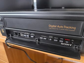 SONY SLV 225 - 5