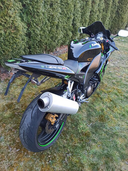 Kawasaki ZX-10R Ninja R.V.2004 - 5