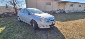 Opel Astra 1.7 CDTI (92 kW) – 2012, STK 2026, dvě sady kol - 5