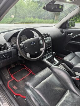 Ford Mondeo ST220 - 5