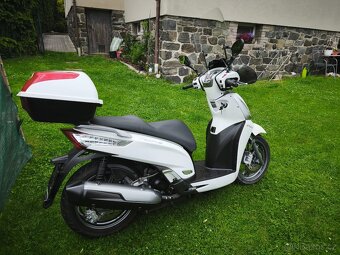Kymco People GT 300i (2016) - 5