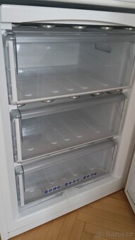 Lednice z mrazákem Whirlpool - 5