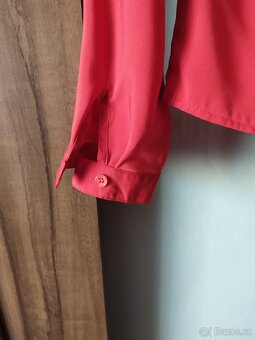 hezká červená halenka - 5