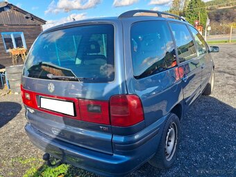 VW Sharan 1,9 TDi - 7 míst - 5