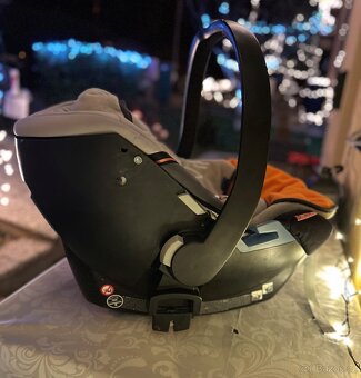 Autosedačka (vajíčko) Cybex Aton, 0+ - 5