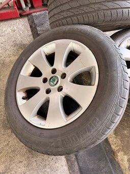 Alu Škoda 215/60/16 - 5