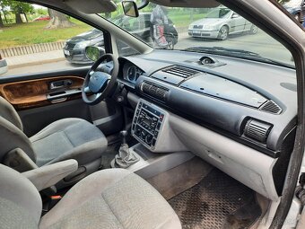 Ford Galaxy - 5