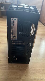 PC sestava s i7 a RX 470 - 5