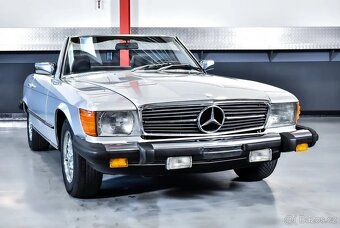 Mercedes 380 SL R107 2 střechy TOP stav - 5