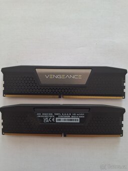Corsair Vengeance 32GB (2x 16GB) DDR5 7200MHz  CL34-44-44-96 - 5