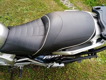YAMAHA FAZER 600 - 5