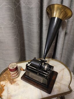 Originál Edisonův fonograf - 5
